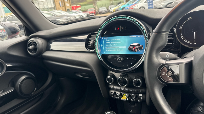 MINI Hatchback 135kW Cooper S Level 2 33kWh 3dr Auto Electric Hatchback